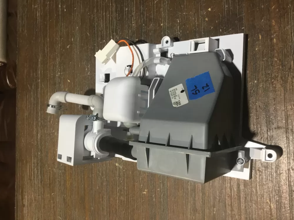2979360100 Blomberg Assembly