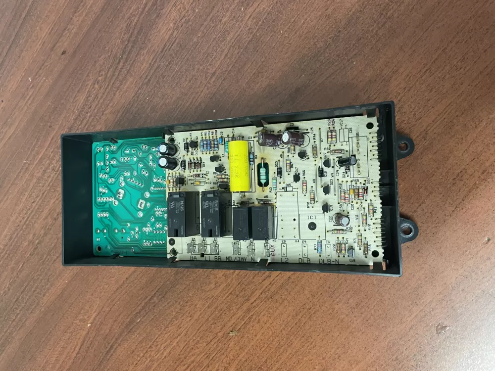 Maytag  Amana 100-01177-04 Oven Control Board