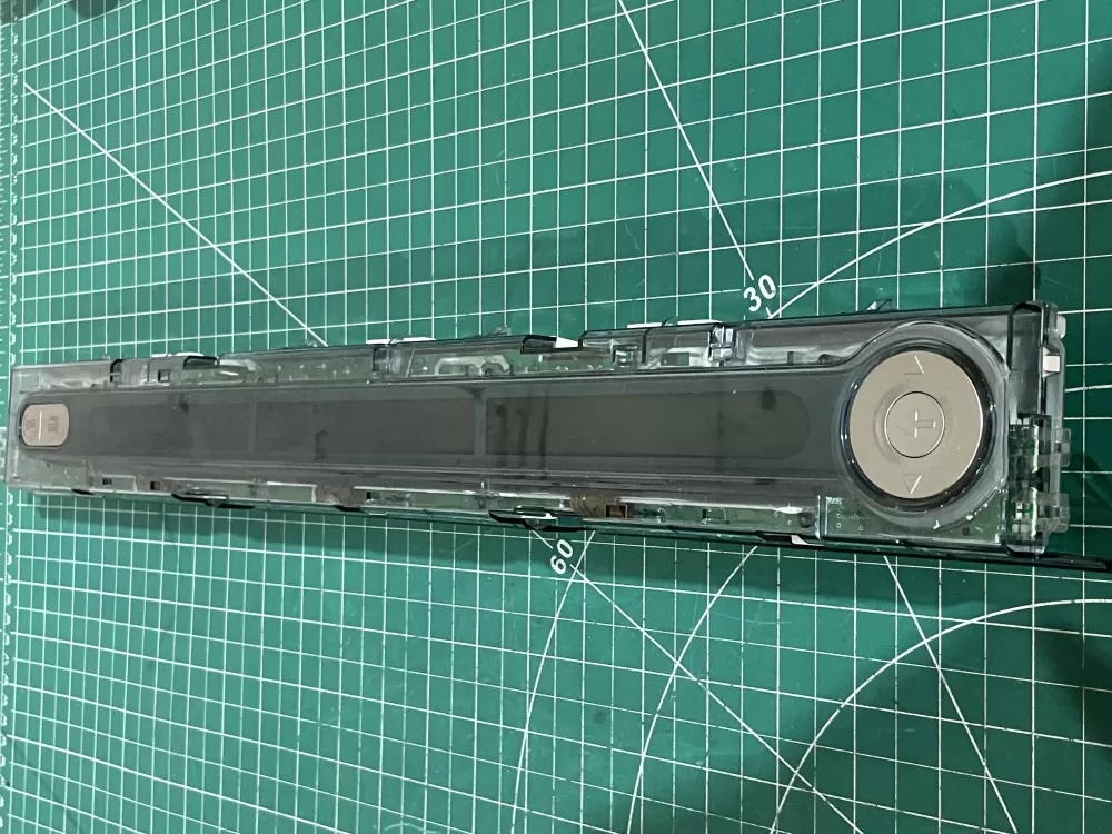 Control Board Panel Assembly 8082255-00 AZ193330 | Wmv884