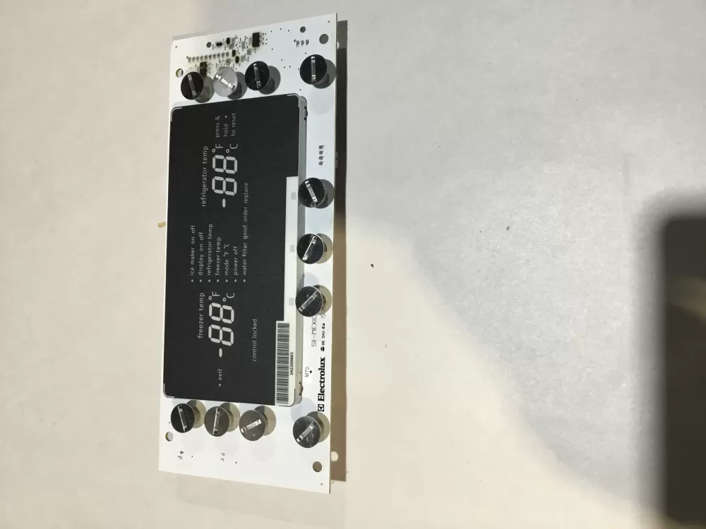 Frigidaire 242209707 Refrigerator control board AZ99482 | BG86