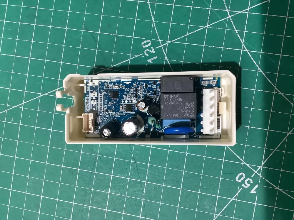 Whirlpool W11321525 Refrigerator Control Board AZ193926 | AR2651