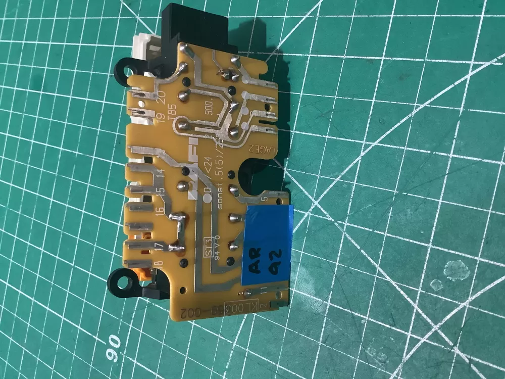 Miele 04583670 4583670 2.12900.185/0245 Switch AZ187906 | AR92