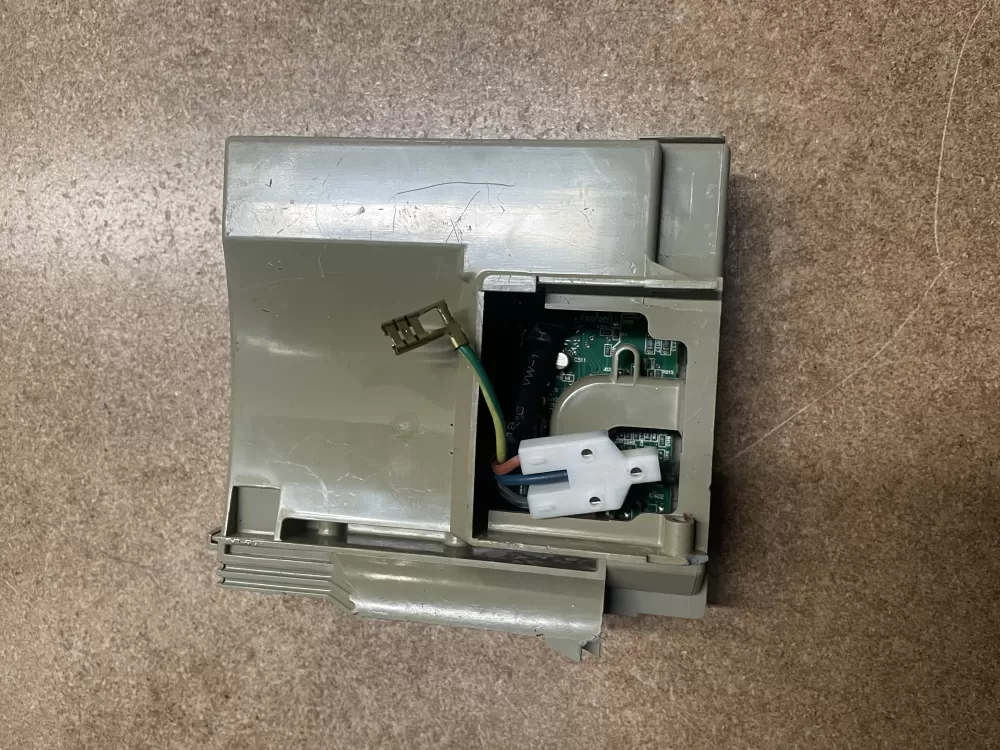 Whirlpool Maytag Kenmore W10233421 Refrigeration Control AZ2776 | KM955
