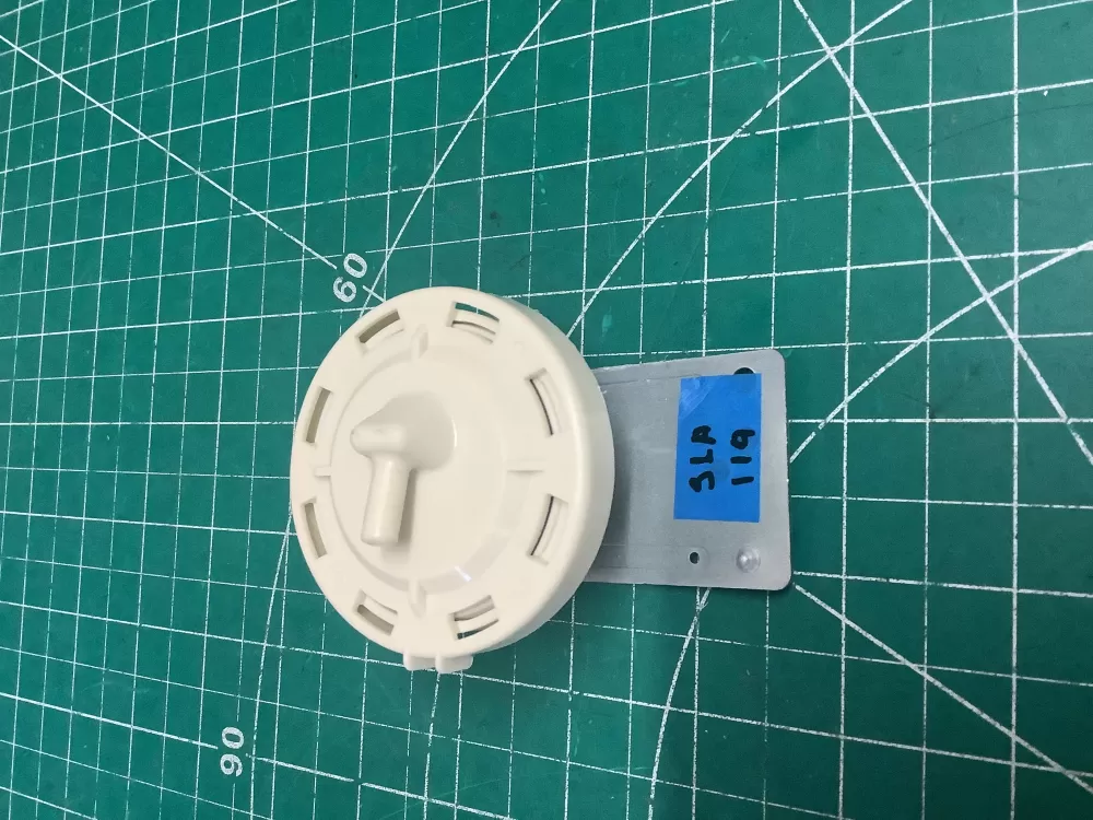 LG 6601ER1006E Washer Pressure Switch AZ205599 | SL119
