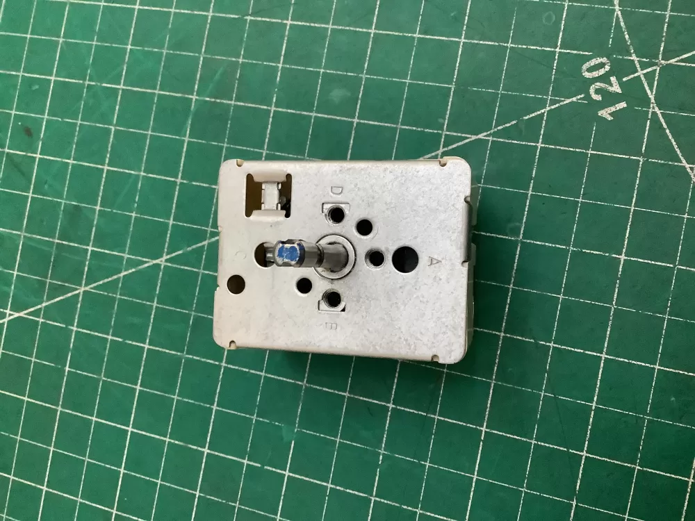Samsung DG44 01009A PS4240807 Range Burner Control Switch AZ218041 | SLA157