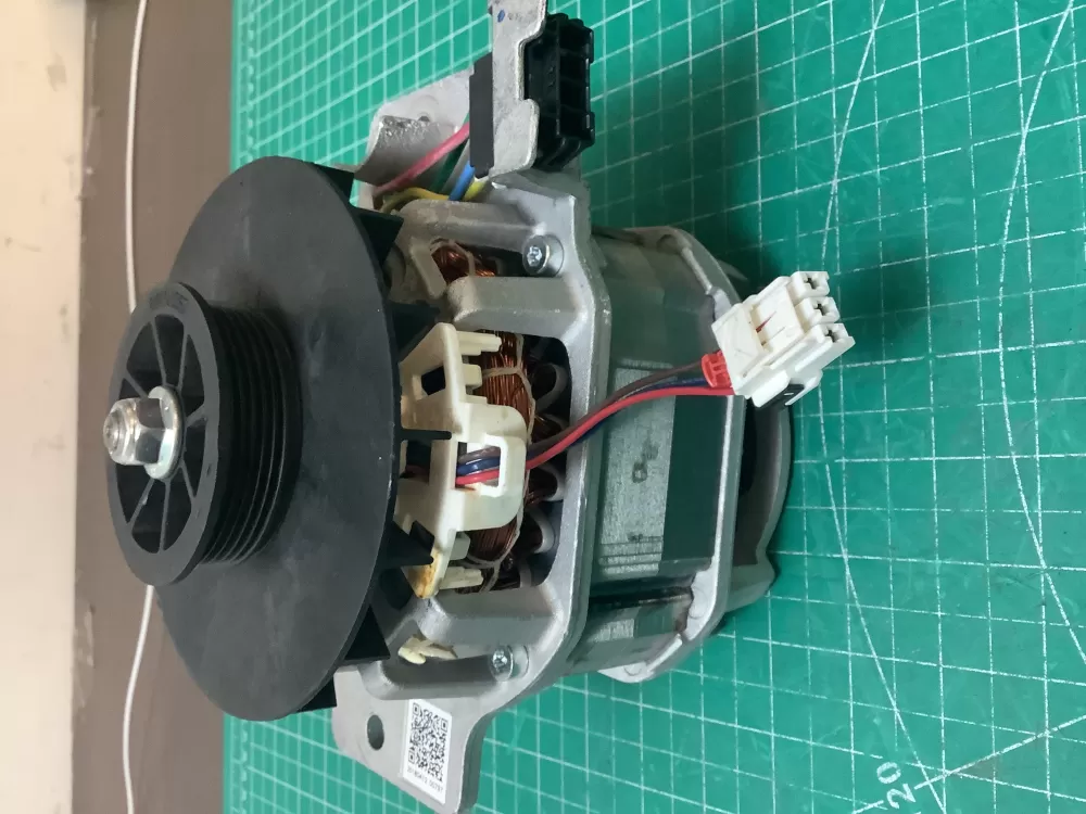 GE 290D1183 Washer Drive Motor AZ224189 | SLA334