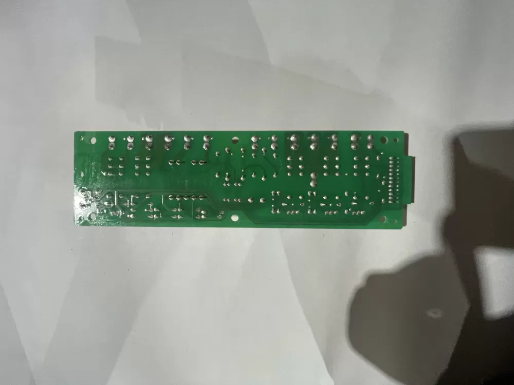 Viking 100-01396-51 Refrigerator Control Board AZ192001 | KM627