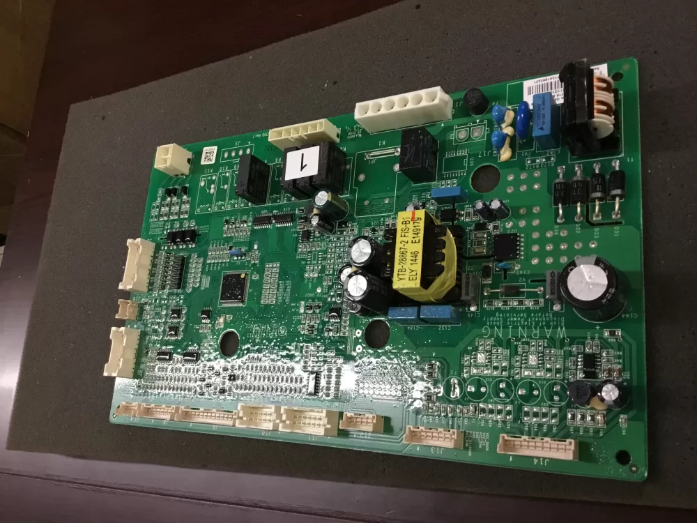 GE  LG  Hotpoint 197D8511G101 70213160101GA EBX1425P011 Refrigerator Control Board