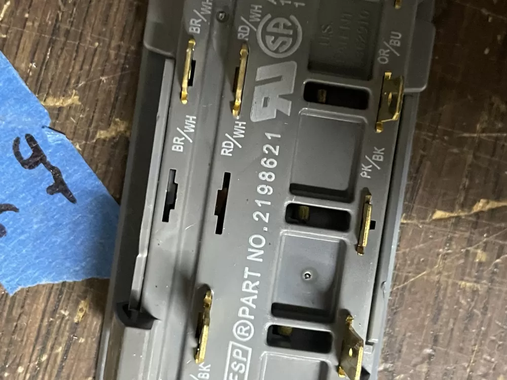 Whirlpool Maytag 2198621 Refrigerator Control Board Dispenser AZ51681 | Wm1876