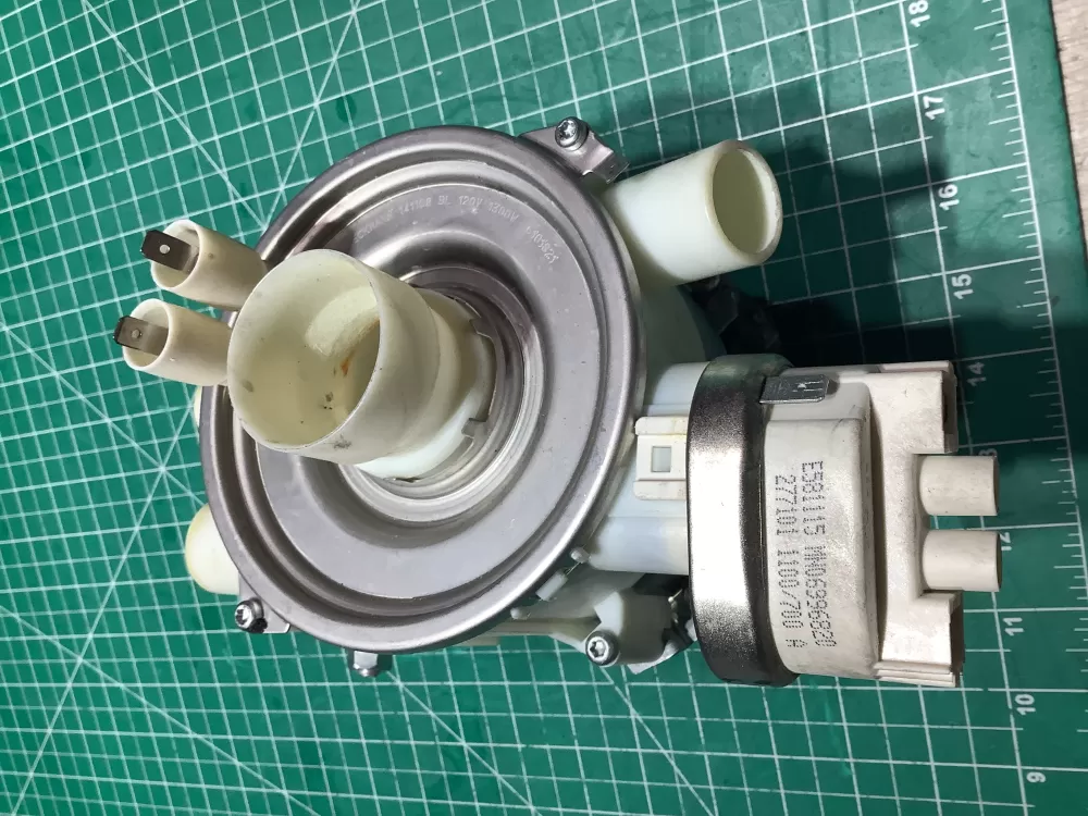 Miele 6770511 Dishwasher Pump Motor AZ146767 | SL262