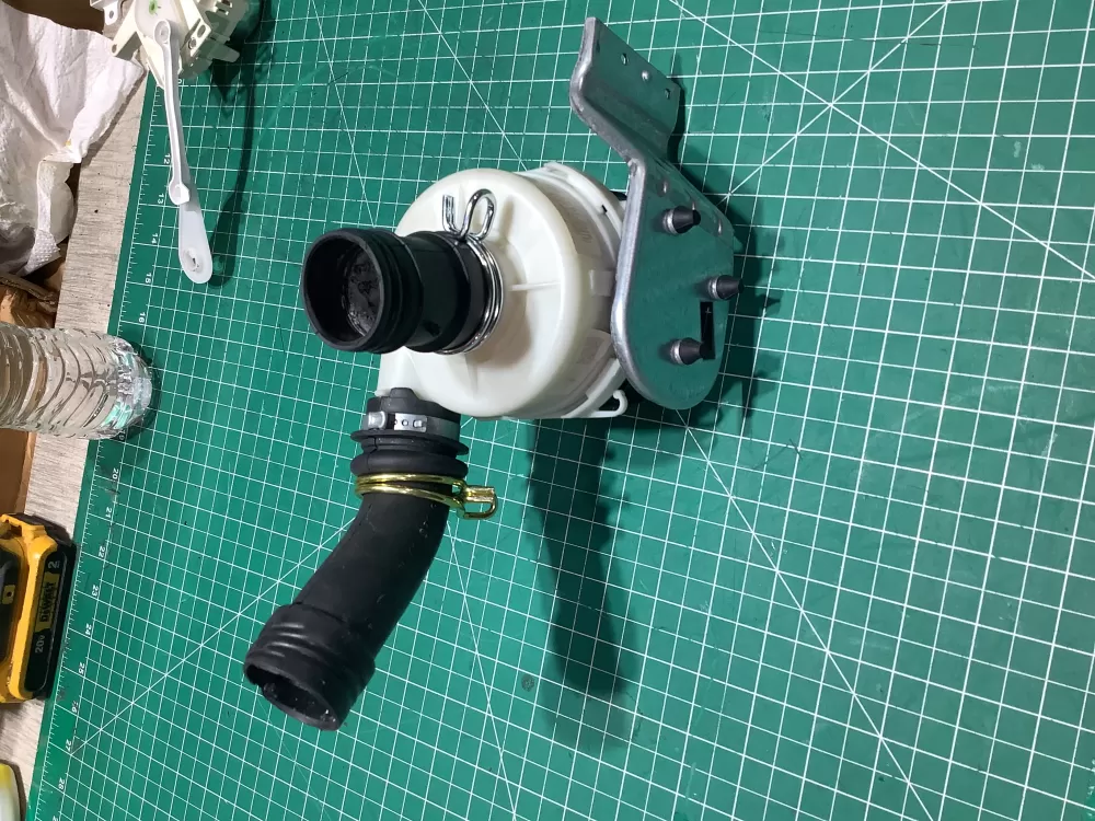 Viking 1746550200 Dishwasher Motor Pump Heater Assembly AZ154052 | SL208