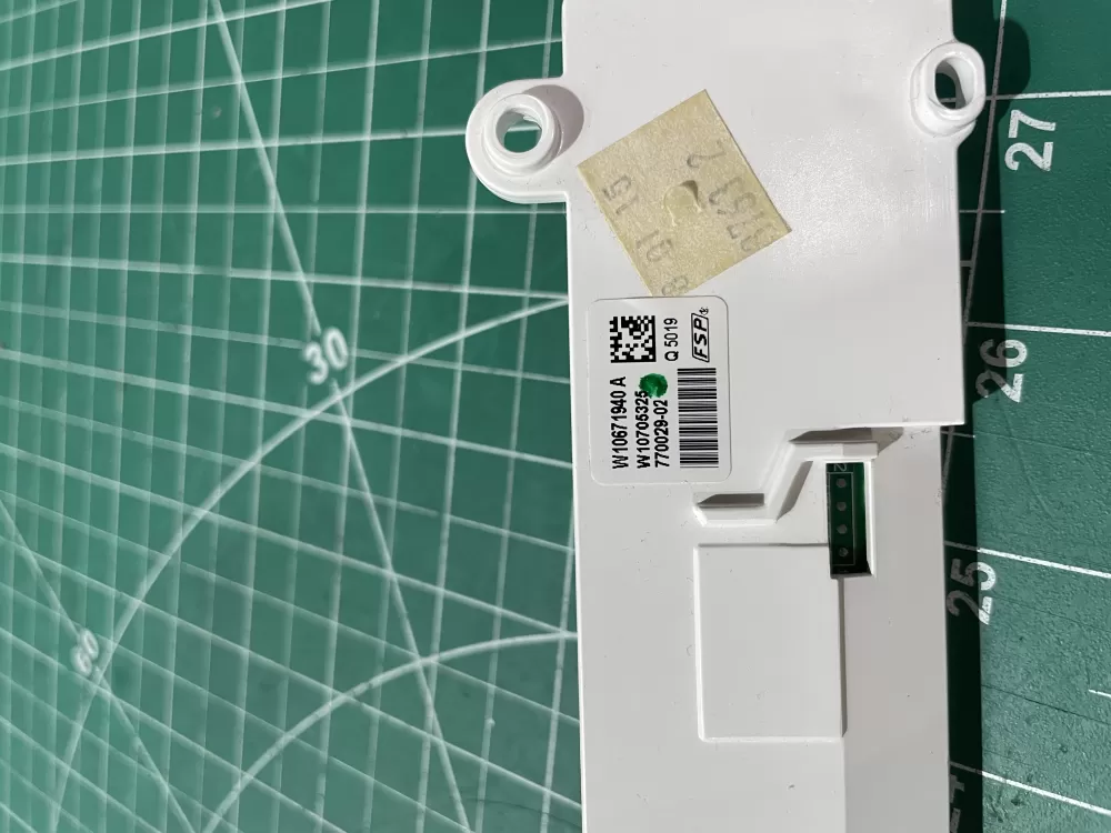 Whirlpool W10671940A Dishwasher Control Board Interface AZ193381 | Wm523