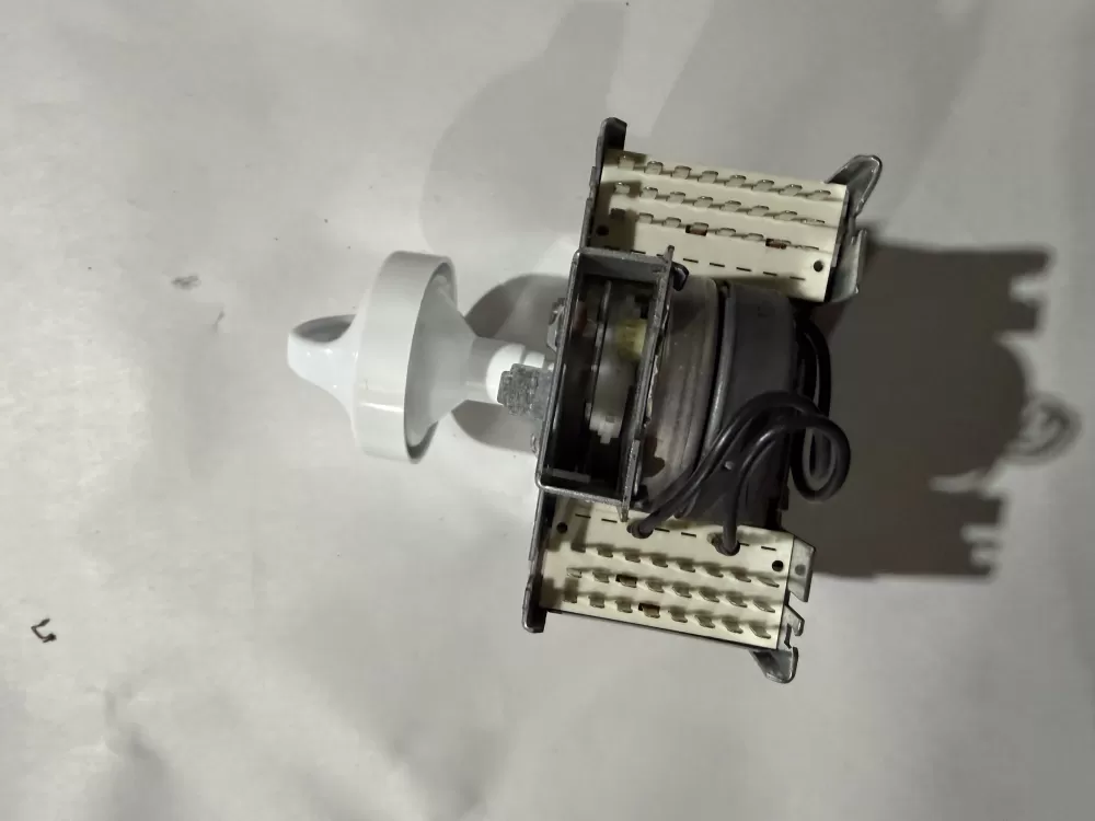 Frigidaire White Westinghouse 137394000 Washer Timer Control AZ213276 | KM468