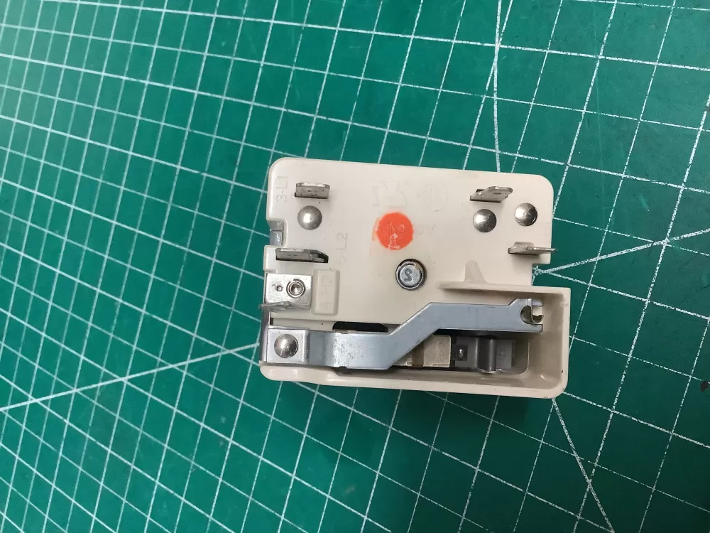 GE Range 164D1816P12 Infinite Burner Switch Control AZ202169 | SL127