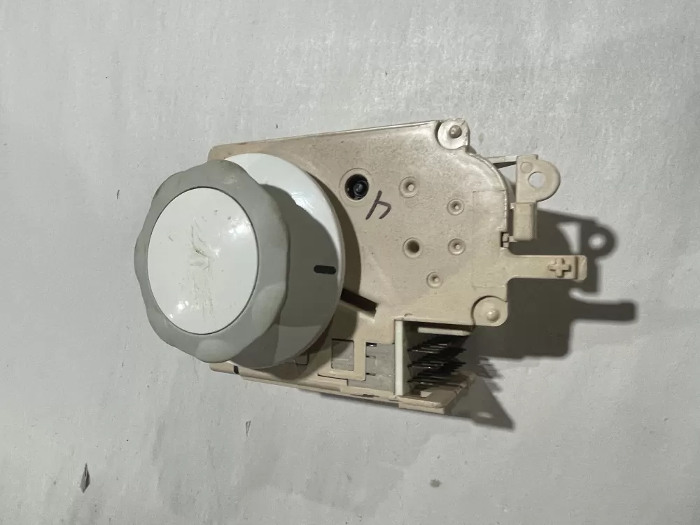 Frigidaire 134233900 M620 Washer Timer