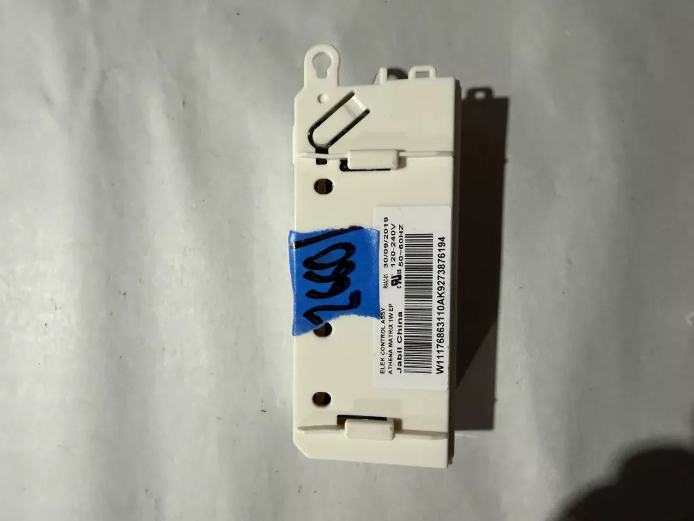 Whirlpool Maytag Amana W10866518 Refrigerator Control Board AZ225653 | KM2660