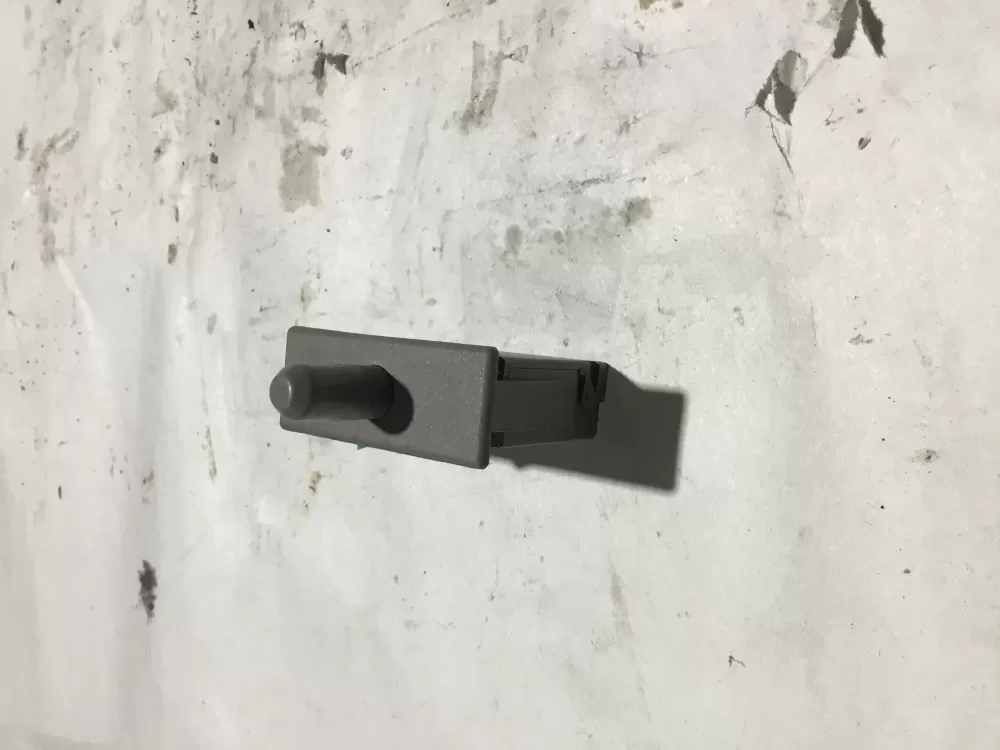 Frigidaire 241835505 Refrigerator Door Light Switch AZ100854 | Sl124