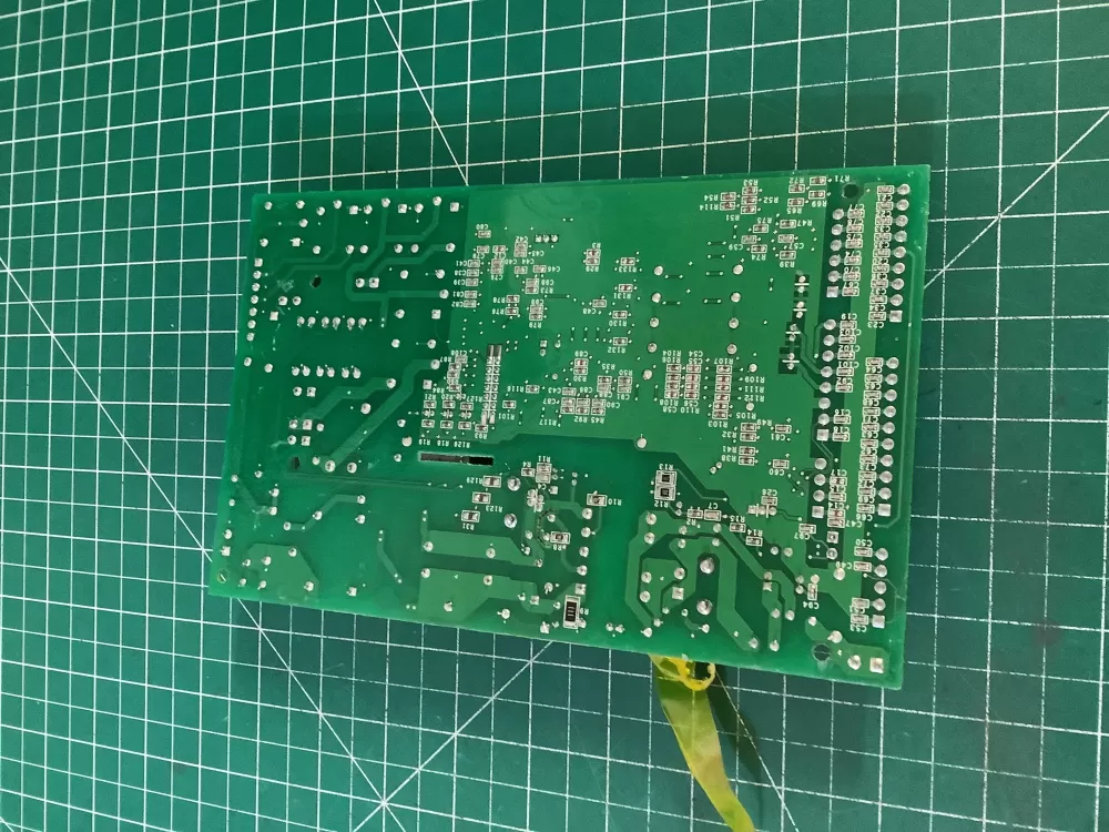GE 225D4205G002 EBX1069P007 Refrigerator Control Board AZ194823 | NR301
