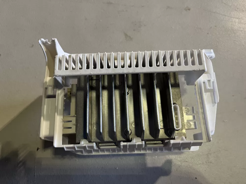 Electrolux A03028305 Control Board AZ41258 | V409