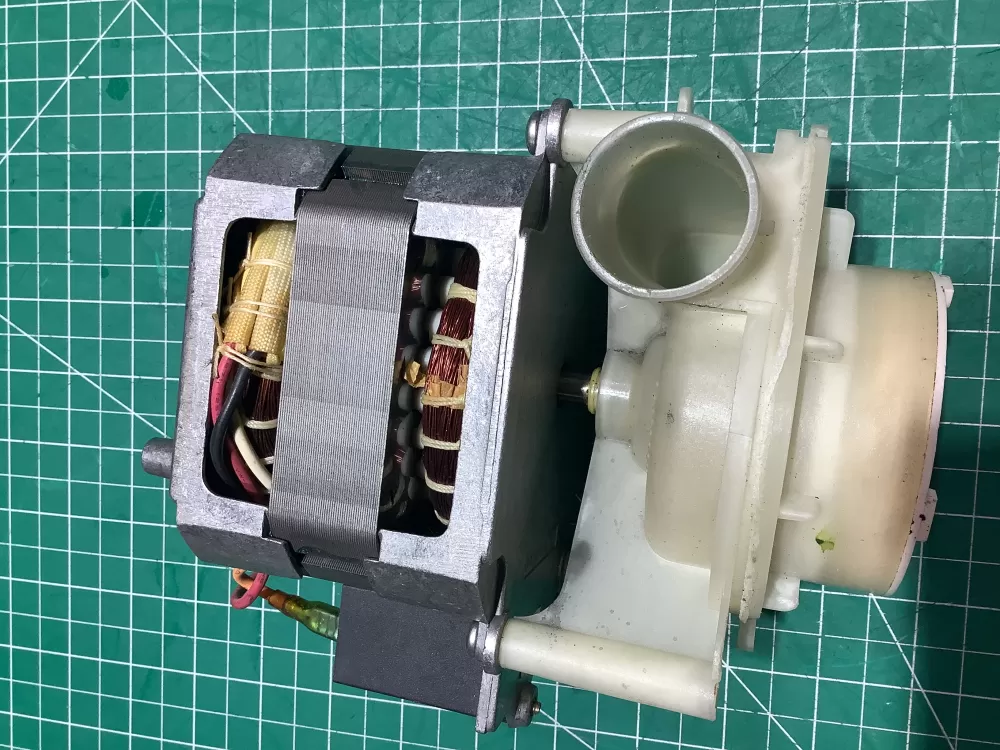 Bosch  Thermador 9000701935  E-161776  00660487 Washer Drive Motor