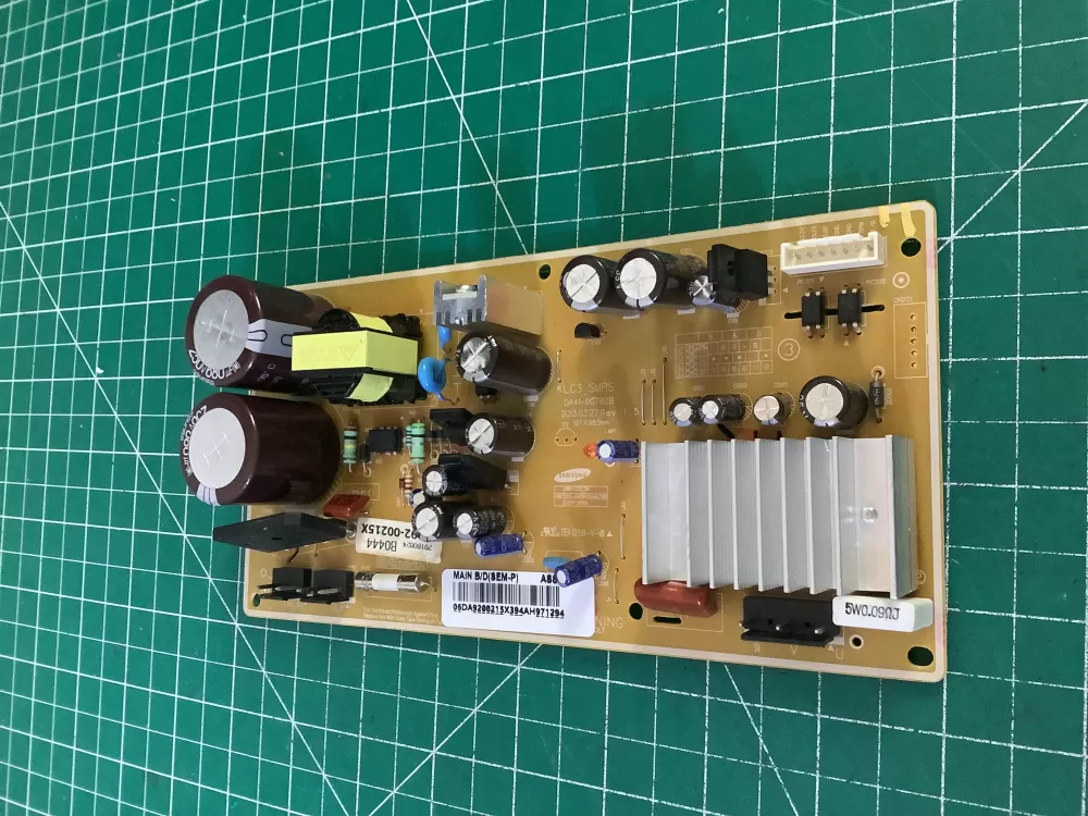 Samsung DA92-00215K Refrigerator Control Board AZ188114 | NR1937
