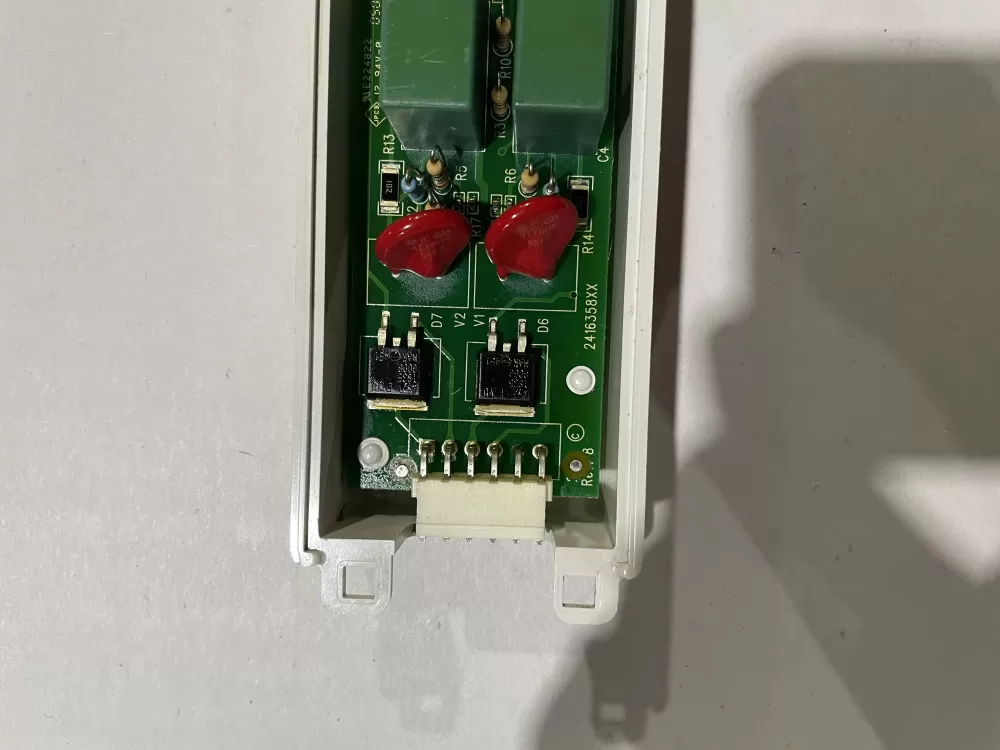 Frigidaire 241635501 Refrigerator Control Board AZ180053 | KM682