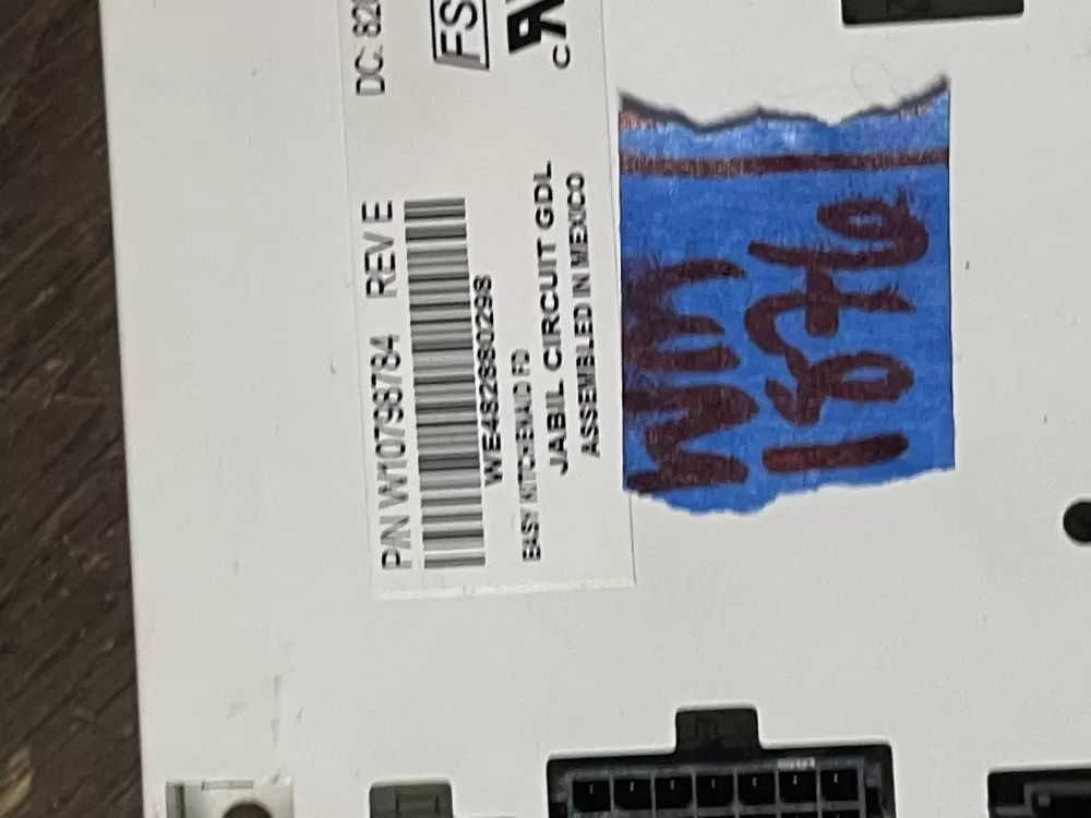 Whirlpool KitchenAid W10723851 Refrigerator Control Board AZ51700 | Wm1876