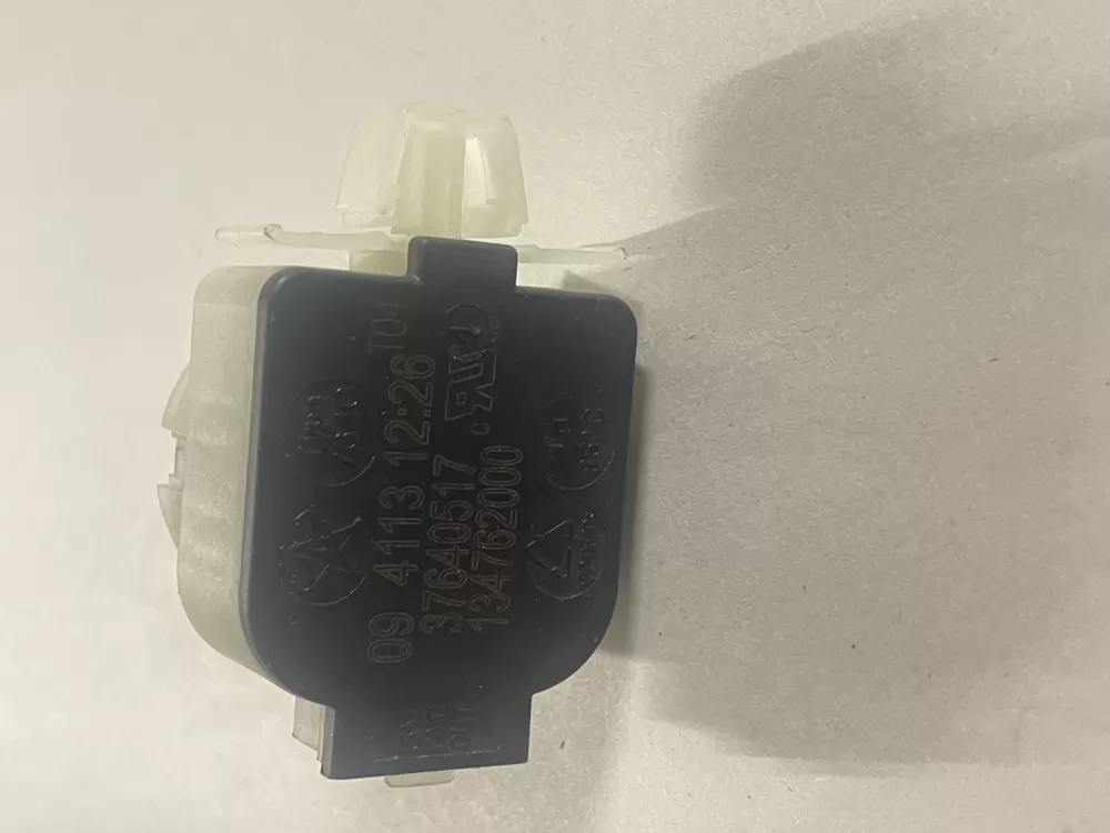 Frigidaire r3s1 Washer Water Level Switch AZ119869 | KM1303
