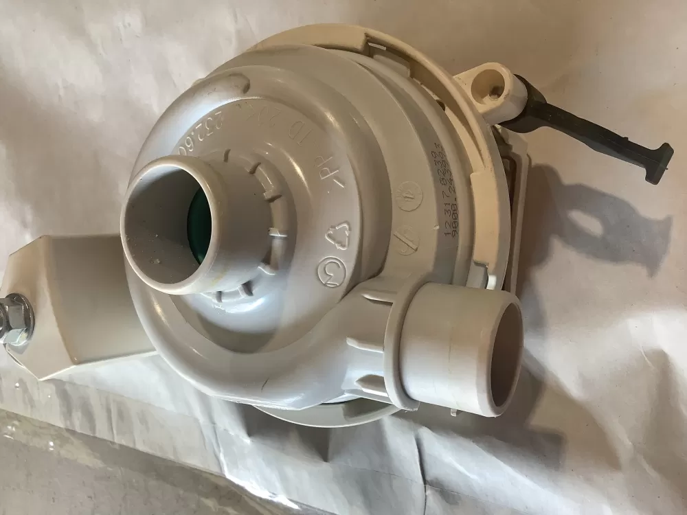 Bosch GE Siemens E161776 Dishwasher Motor AZ152416 | SL276