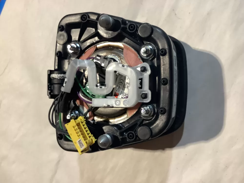 00 Tesla Model Plaid Yoke Steering Wheel e Control Board AZ184908 | Sl46