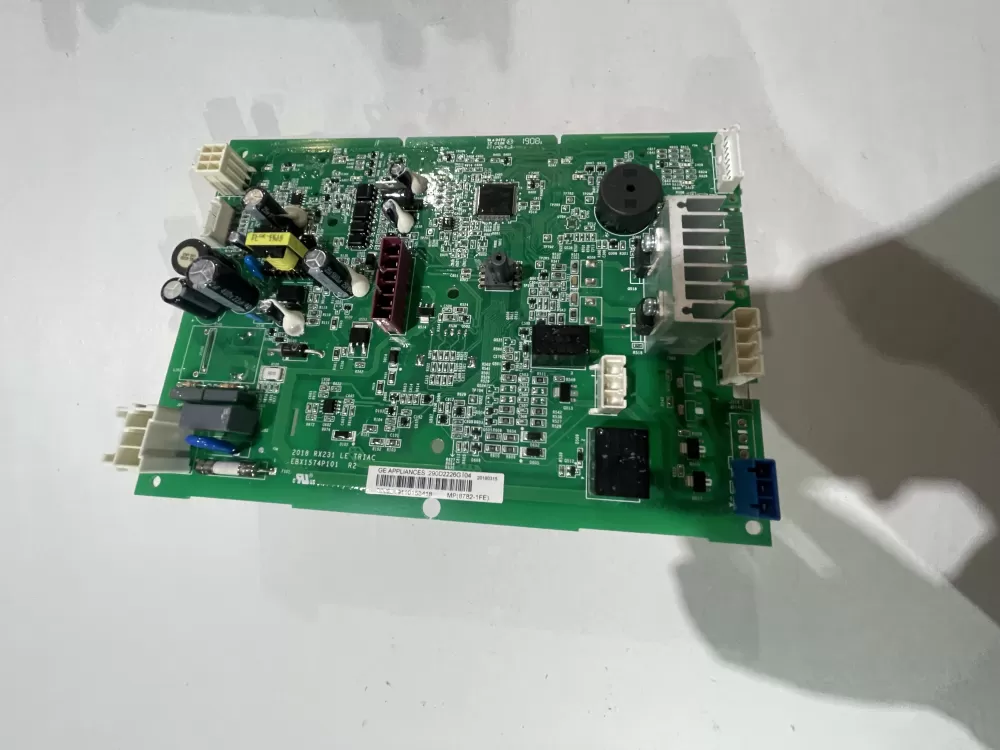 GE 290D2226G104 WH18X28642 Refrigerator Control Board