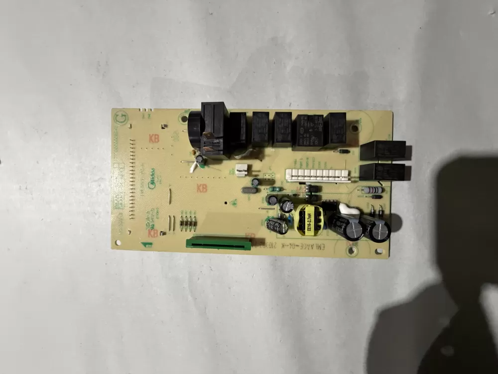 GE MD12001LB EMLAAGE-04-K 17170000008243 Microwave Control #
