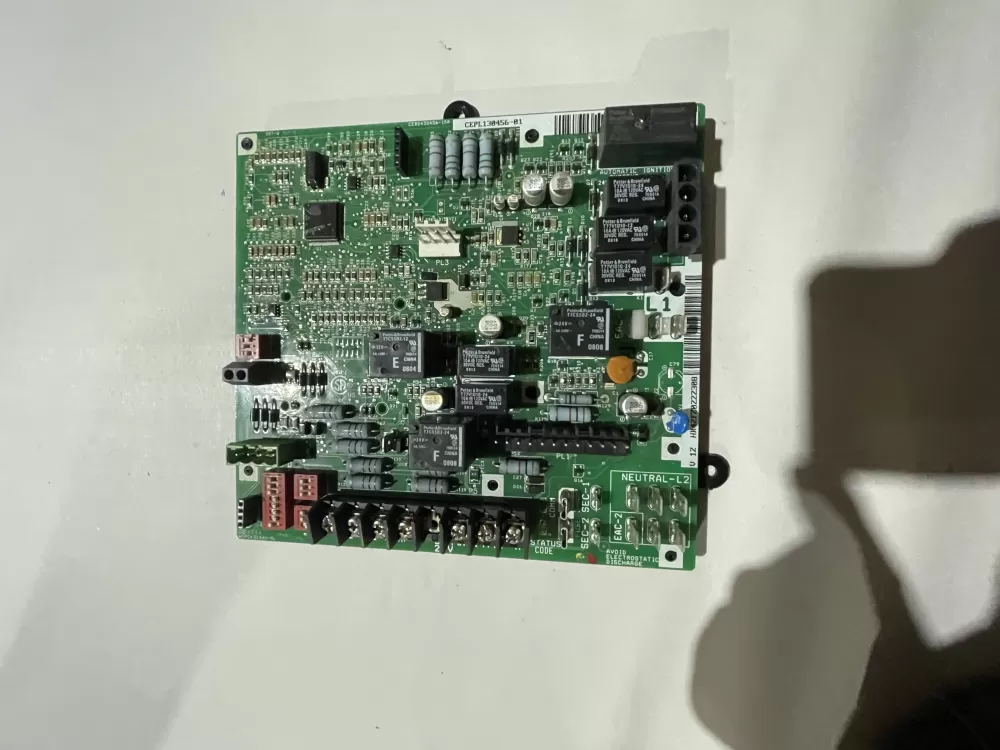 Carrier CEPL130456-01  HK42FZ022 Furnace Control Circuit Board
