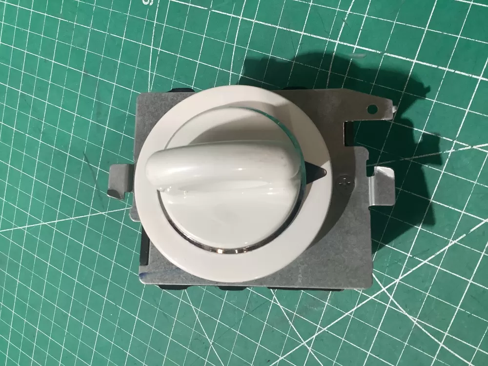 GE 212D1233P009 WE04X23134 WE4M361 4455190 Dryer Timer AZ191718 | AR555