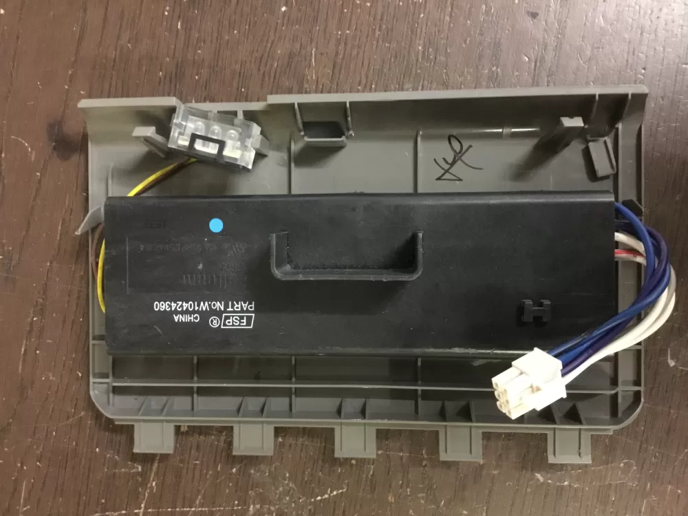 Whirlpool W10424360 Refrigerator Ice & Water Control Assembly AZ7126 | NR479