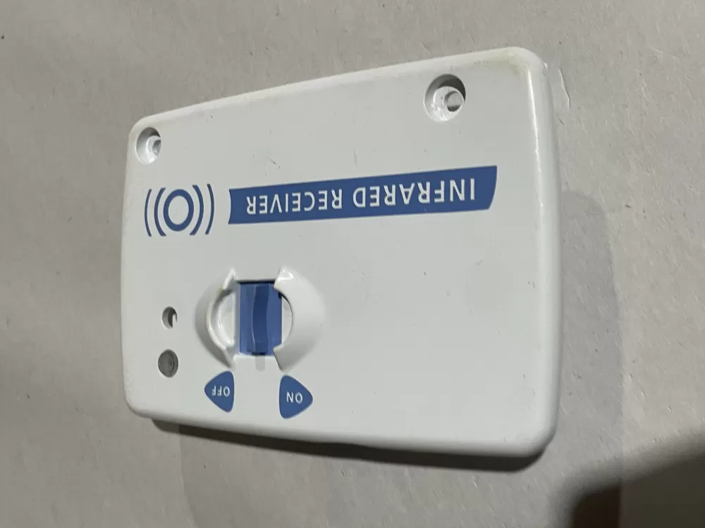 Whirlpool W10757851 4389102 Refrigerator Ice Control Board AZ188699 | Wm1539