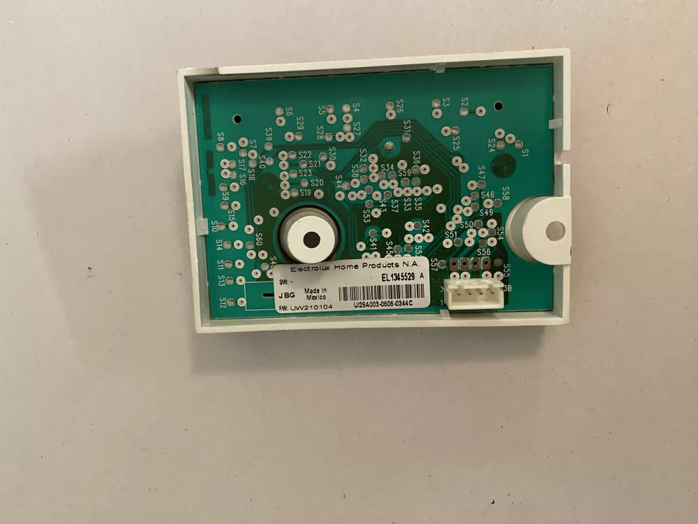 Electrolux EL1345529 A 1345529A Washer Control Board AZ108841 | BK1748