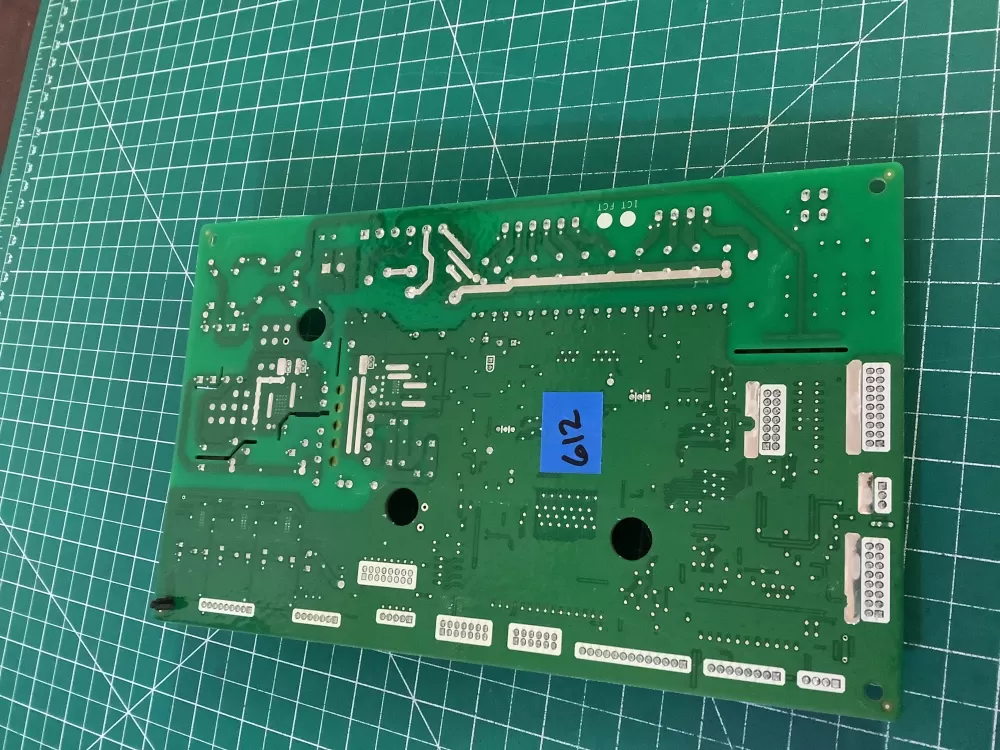 GE WR55X30806 197D8514G001 Refrigerator Control Board AZ205405 | NR612