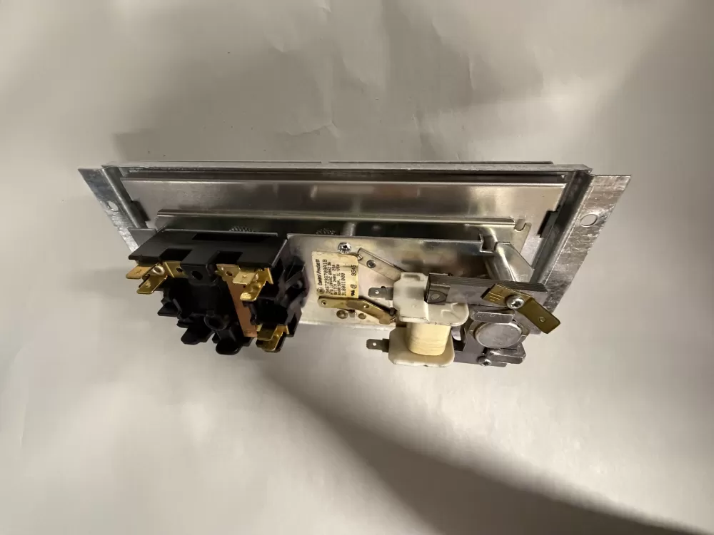 GE 3AST23G709A1B Oven Clock Timer  AZ227643 | KM476