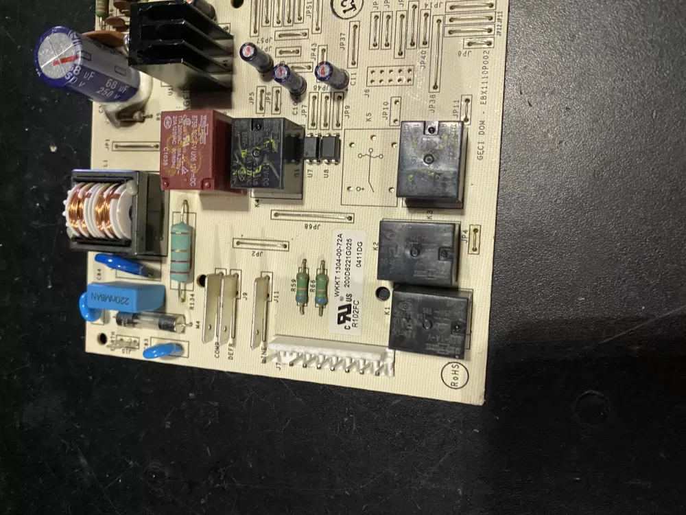 GE WR55X11072 Refrigerator Control Board AZ24710 | BK438