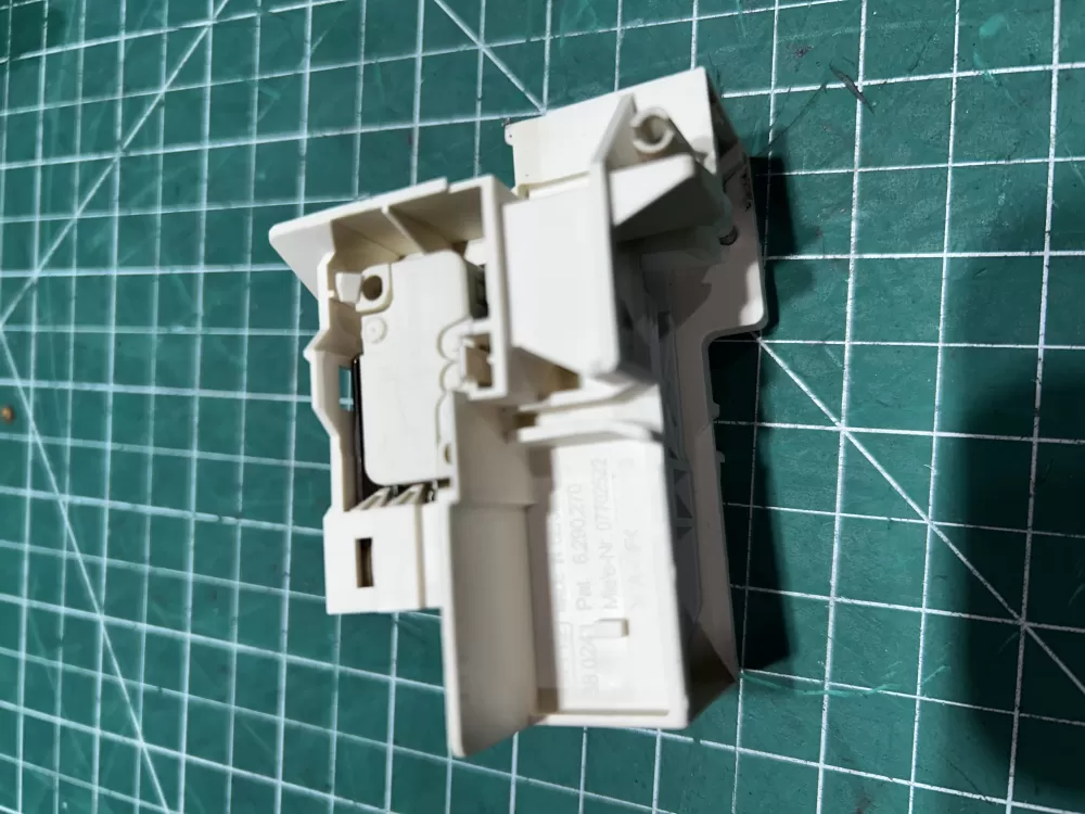 007702522 Miele Dishwasher Latch / Lock