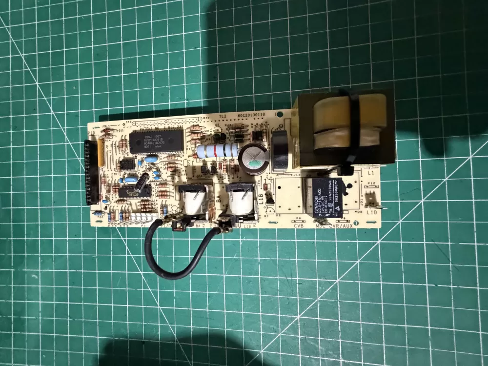 60C20130110 Maytag Range Board - Control