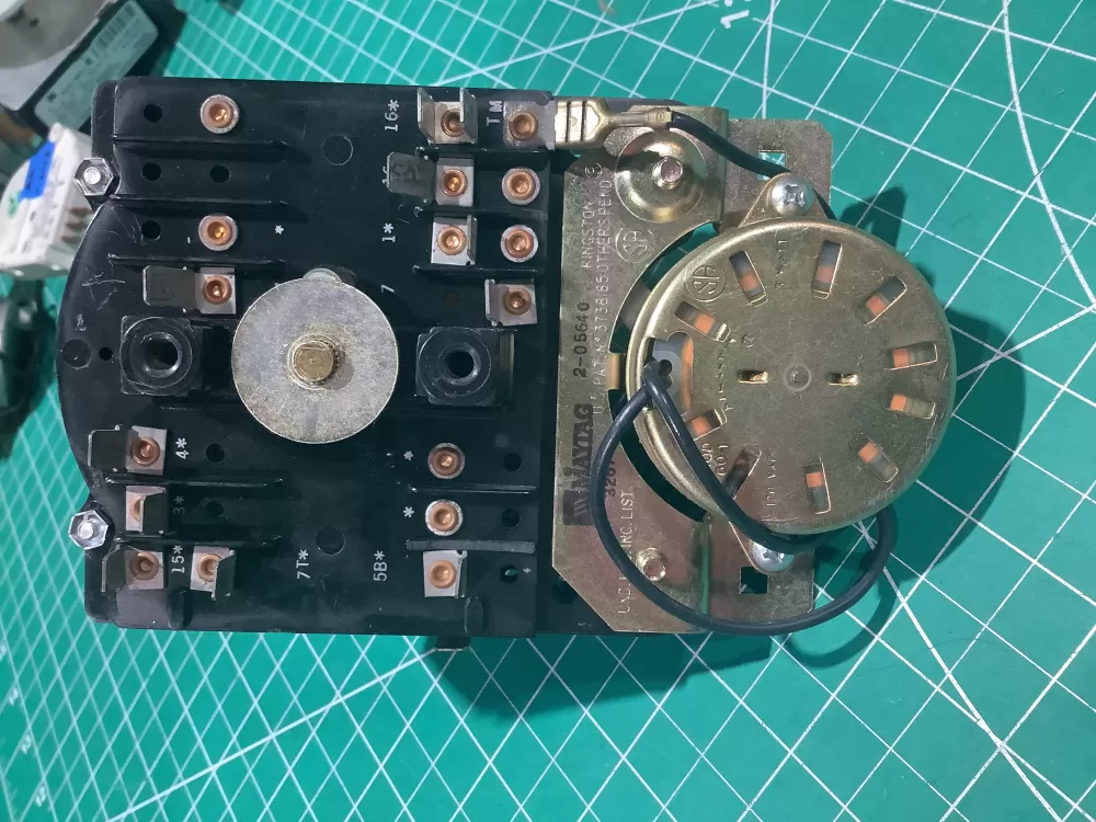 Maytag 37381850 Dryer Speed Queen Timer Speed Queen AZ176941 | AR1647