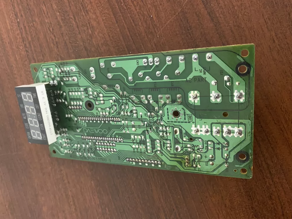 Magic Chef 3514331100-2 Microwave Control Board  AZ27329 | BK311