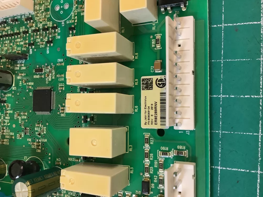 Frigidaire 5304522757 808069104 Refrigerator Control Board AZ221169 | NR84