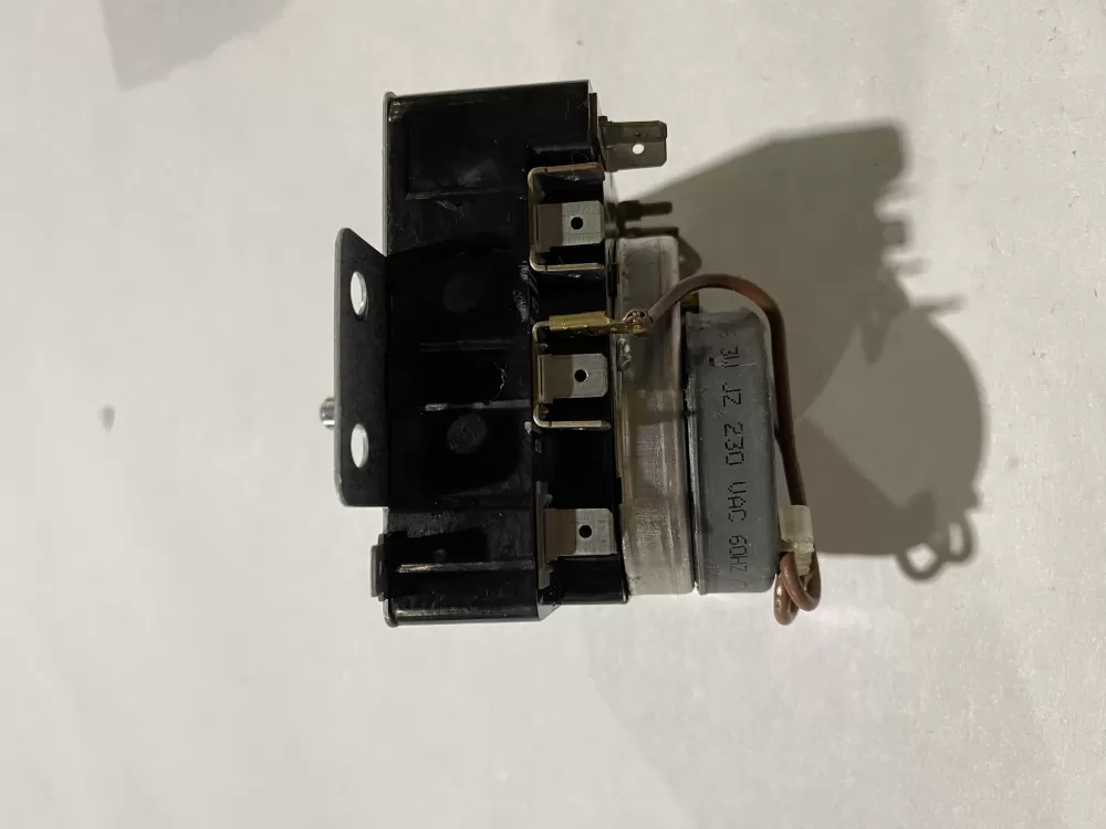 Whirlpool Kenmore 8299777A Dryer Timer AZ172605 | BK744
