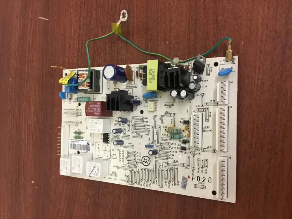 GE 200D6221G028 EBX1110P002 Refrigerator Control Board