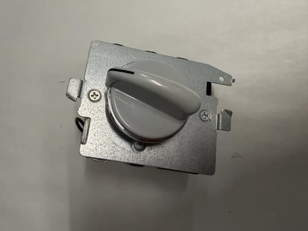 GE 212D1233P014 Dryer Timer AZ222651 | KM637