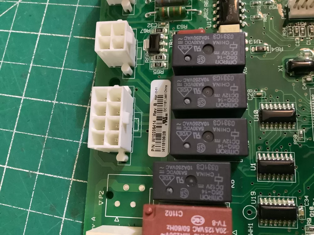 Whirlpool KitchenAid W10235414 Refrigerator Control Board AZ173412 | NR2619