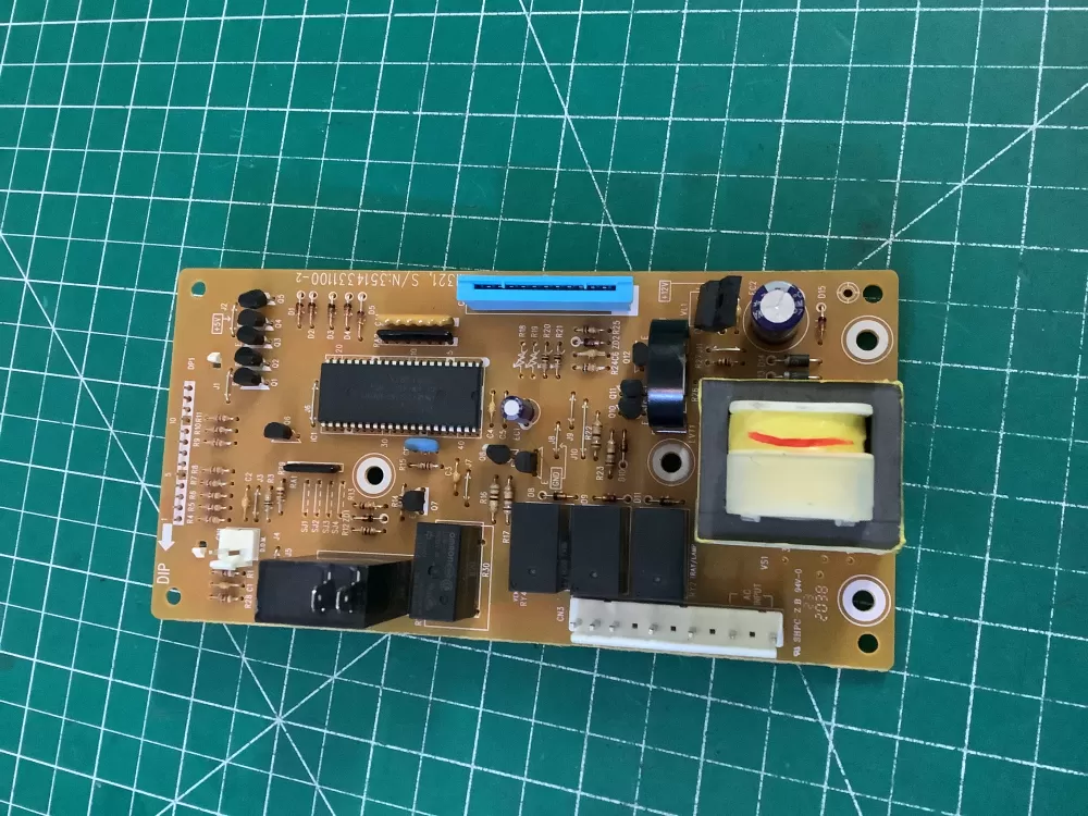 Magic Chef 3514331100-2 Microwave Control Board AZ203841 | NR328